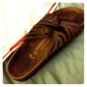 Single left shoe only Grenada Birkenstock size 40